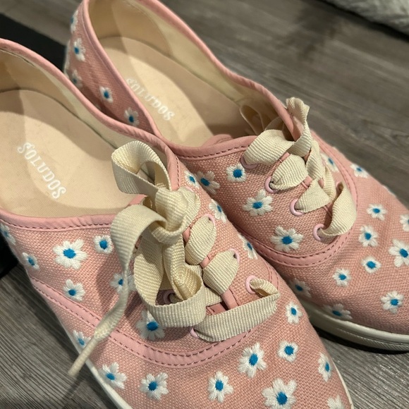 Soludos Pink Floral Shoes size 8 NWOB - Picture 6 of 6